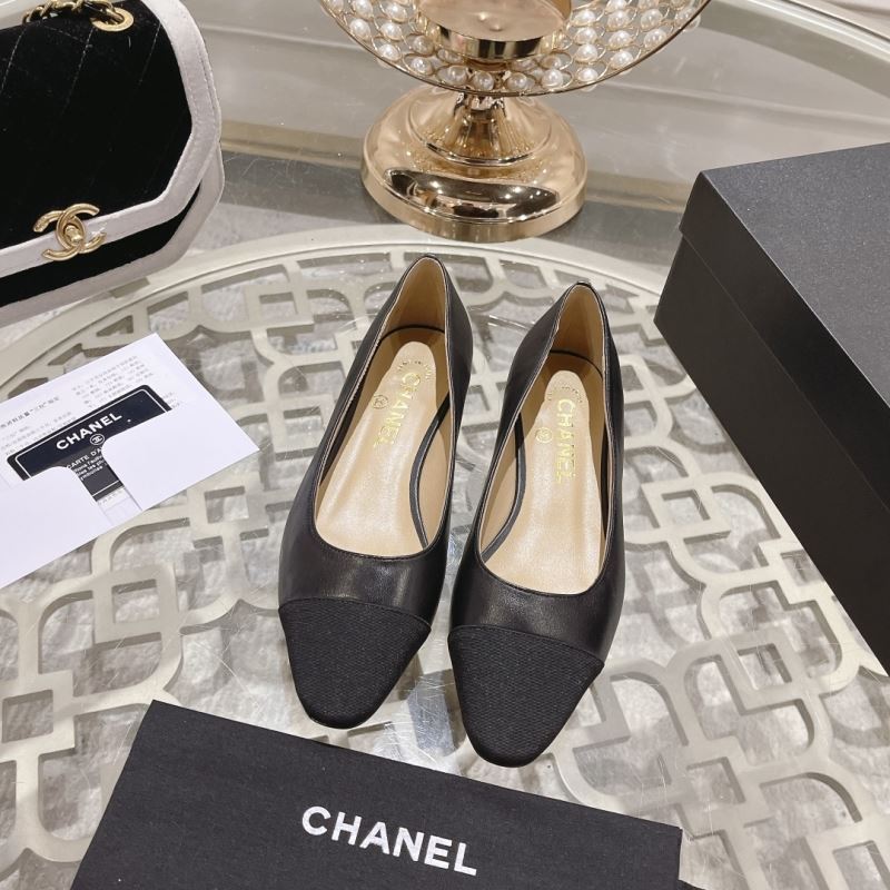 Chanel Low Shoes